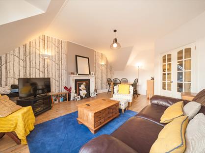2 Bed Flat, Lytton Grove, SW15