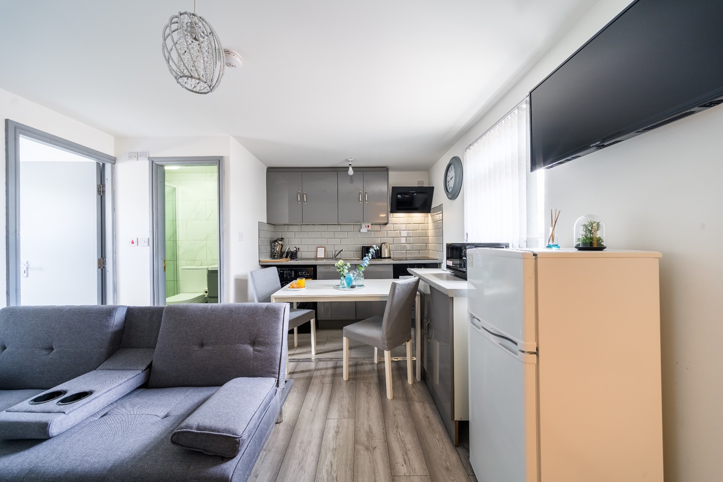 Birmingham 1 Bed Flat, Coleshill Road, B36 To Rent Now for £1,450.