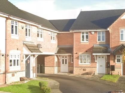 2 Bed Terraced House, Stuart Close, WN2