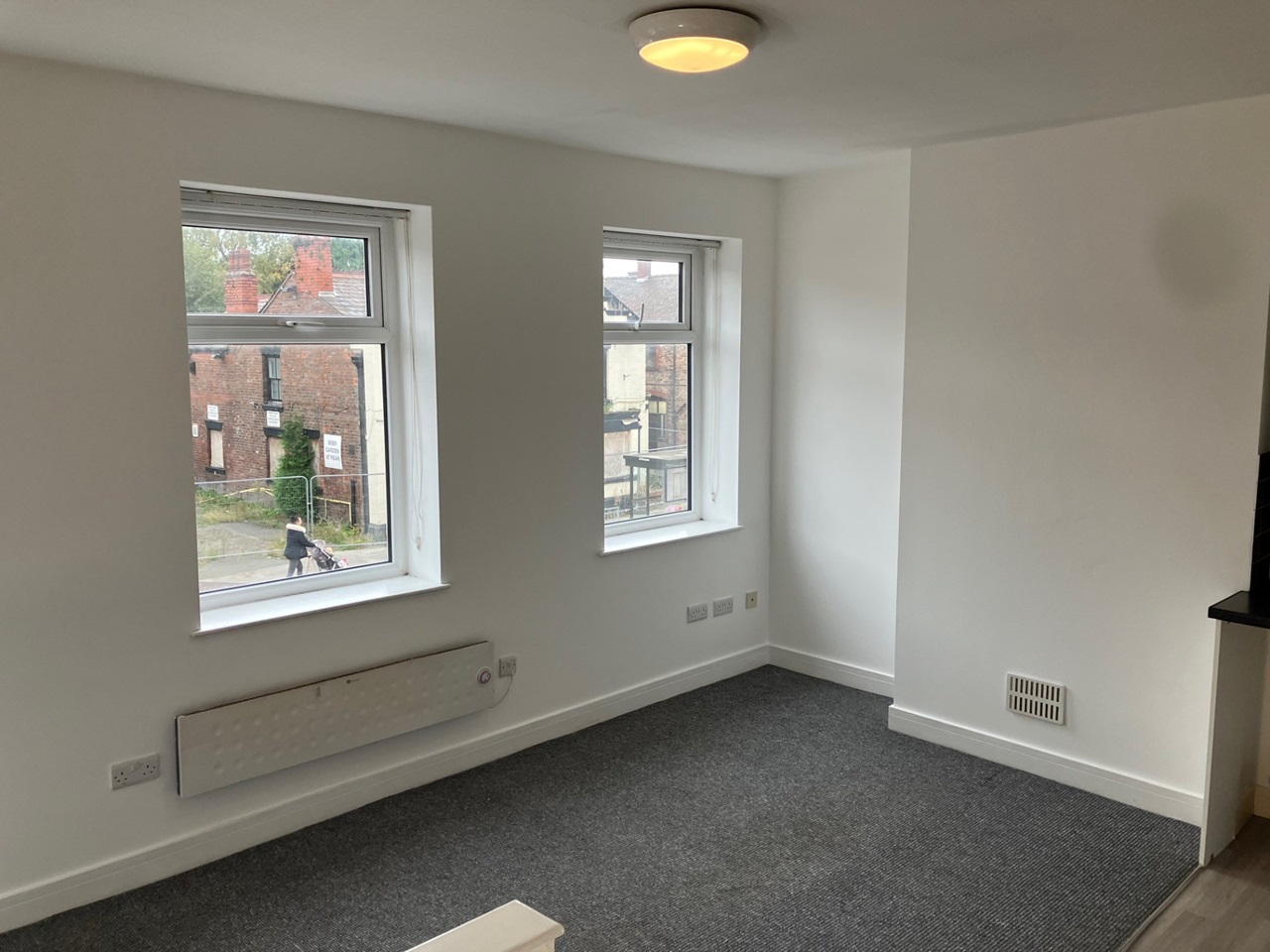 Irlam, Manchester 1 Bed Flat, Liverpool Road, M44 To Rent Now for £