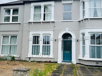 2 Bed Flat, Wellmeadow Road, SE6