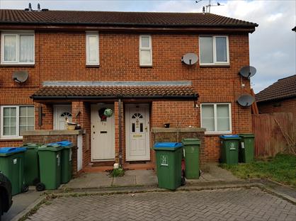 1 Bed Flat, Coppice Way, HP20