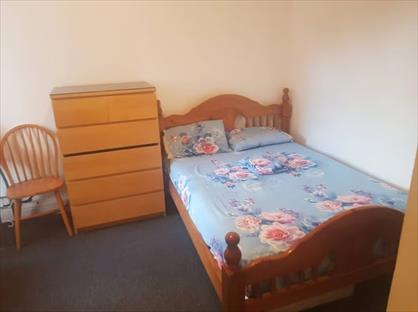 Room in a Shared House, Manor Road, RM1