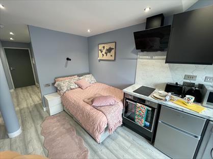 Studio Flat, Broad Street, NG1