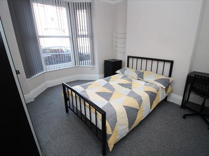 Room in a Shared House, Foster Street, LN5