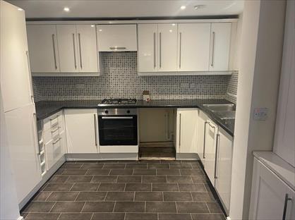 2 Bed Flat, Rochdale Road, OL16
