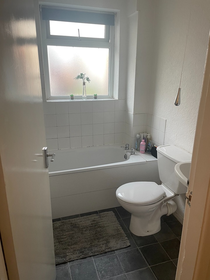 Wallasey 2 Bed SemiDetached House, Wright Street, CH44 To Rent Now