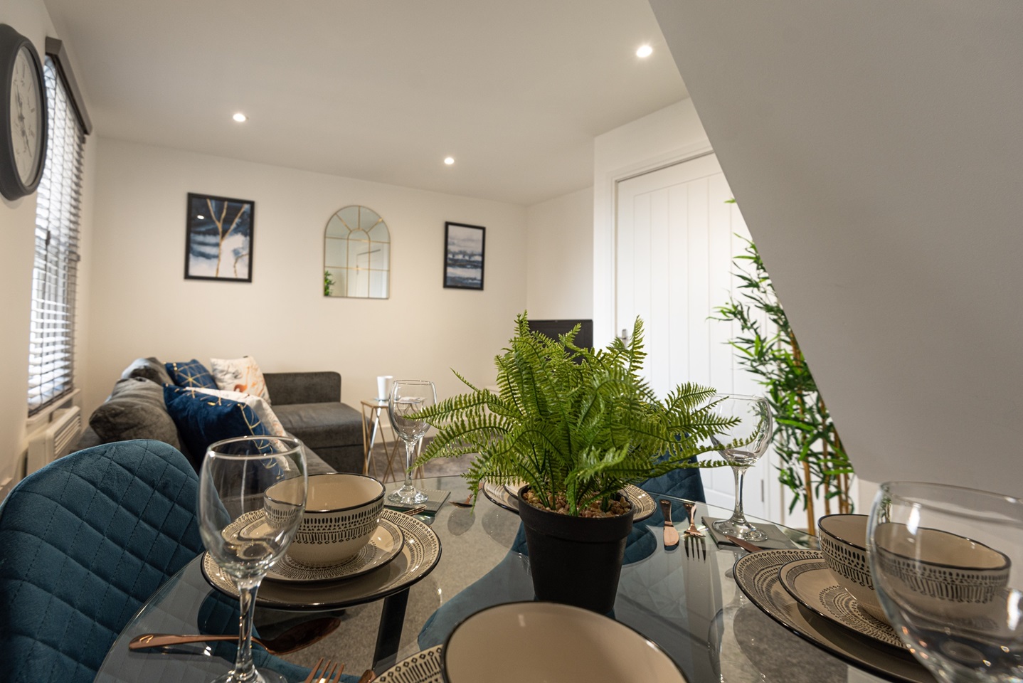 Rochester - 1 Bed Flat, Delce Road, ME1 - To Rent Now for £1,395.00 p/m