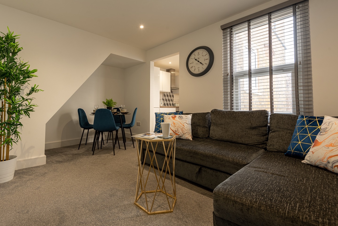 Rochester - 1 Bed Flat, Delce Road, ME1 - To Rent Now for £1,395.00 p/m