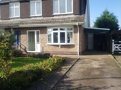 3 Bed Semi-Detached House, Bowbridge Gardens, NG13