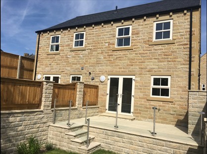 3 Bed Semi-Detached House, Willow Close, WF17