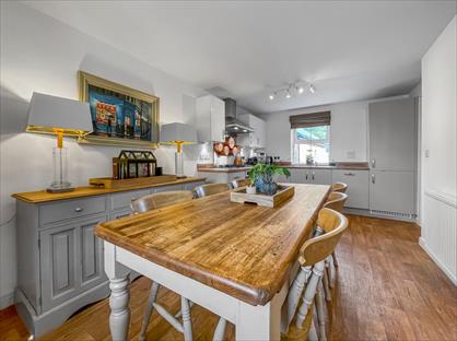 3 Bed Detached House, Framingham Crescent, NR14