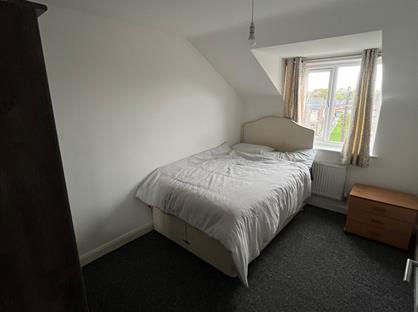 Room in a Shared House, Amport Walk, M40