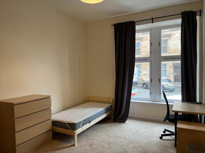 3 Bed Flat, West Princes Street, G4