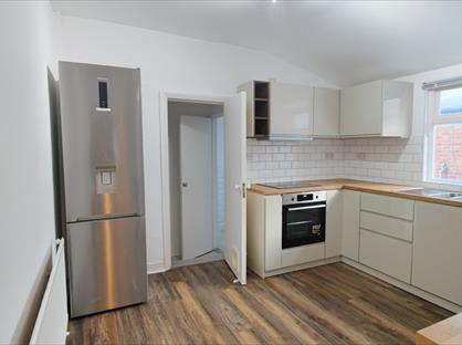 4 Bed Maisonette, Willow Vale, W12