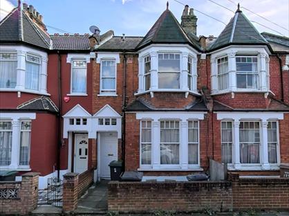 3 Bed Flat, Langham Road, N15