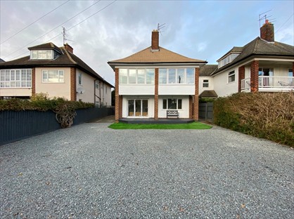 4 bed room for rent in Room in a Shared House, Lewis Road, NN15
