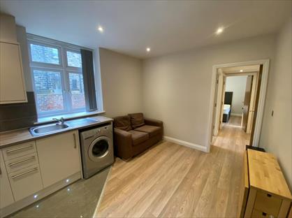 1 Bed Flat, Headingley Lane, LS6