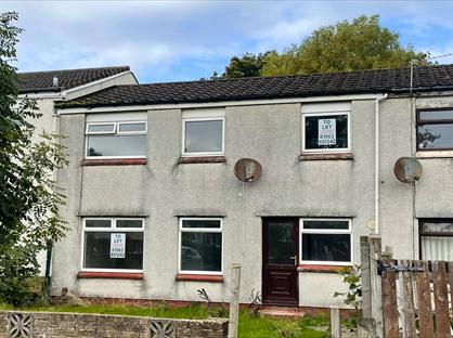 3 Bed Terraced House, Rannoch Place, KA12