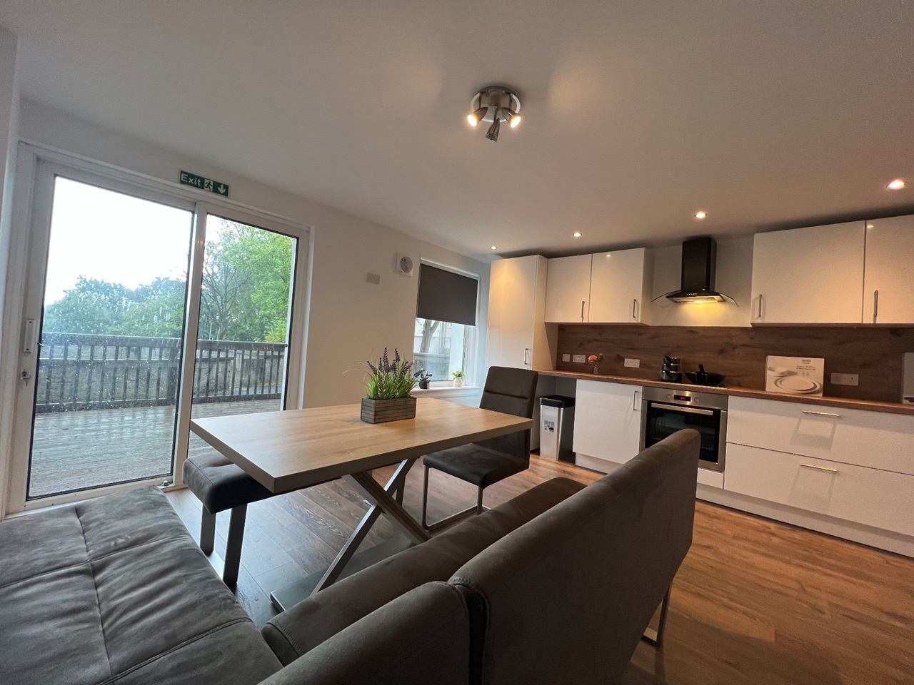 3 Bed Maisonette, Hmo Licensed Wyndford Road, G20