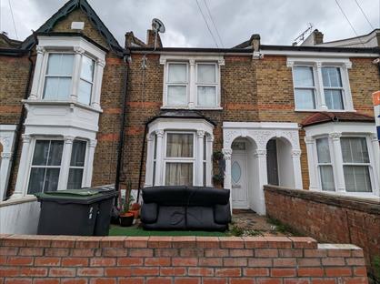 4 Bed Terraced House, Seaford Road, N15