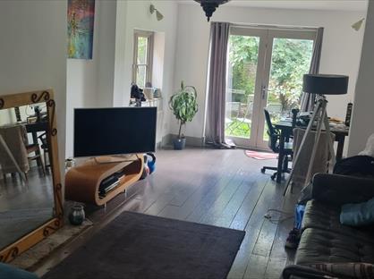 Room in a Shared Flat, Station Terrace, NW10