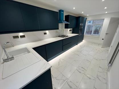 3 Bed Terraced House, Varden Croft, B5