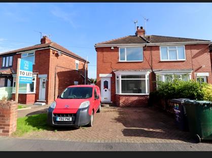 2 Bed Semi-Detached House, Crompton Avenue, DN5