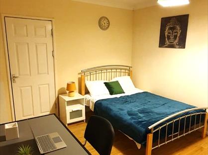 Room in a Shared House, Sir Henry Parkes Road, CV4