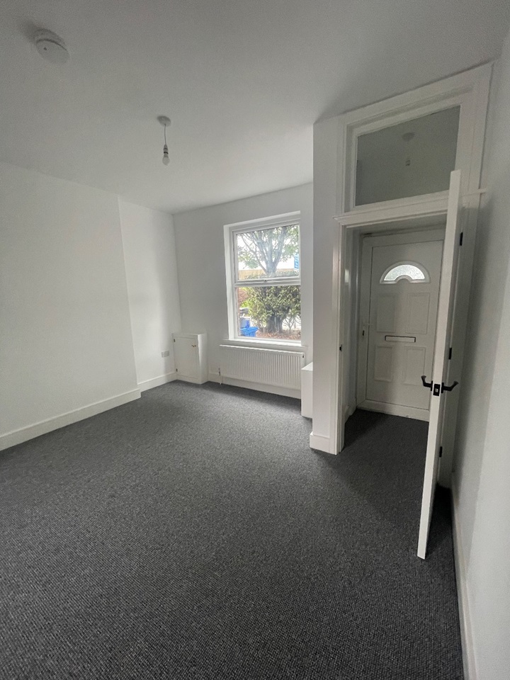 Denton, Manchester 2 Bed Terraced House, Heaton Street, M34 To Rent