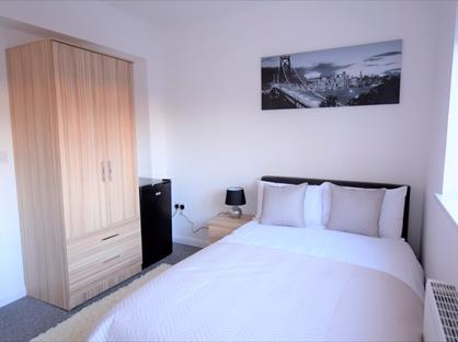 Room in a Shared House, Room 8 Redlands, NG18