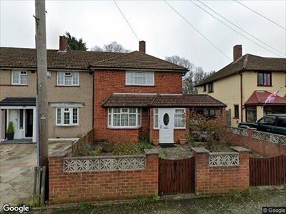 2 Bed End Terrace, King Henrys Drive, CR0