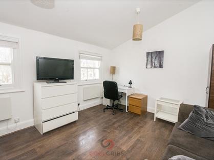 3 Bed Flat, Westbourne Crescent, W2