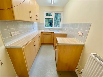 1 Bed Bungalow, Grange Road, SY9