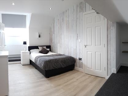 Room in a Shared House, Yorke Street, NG15