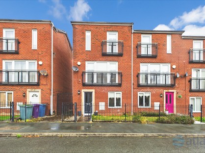 3 Bed Semi-Detached House, Hansby Drive, L24