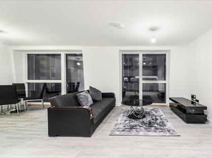 1 Bed Flat, Honour Lea Avenue, E20