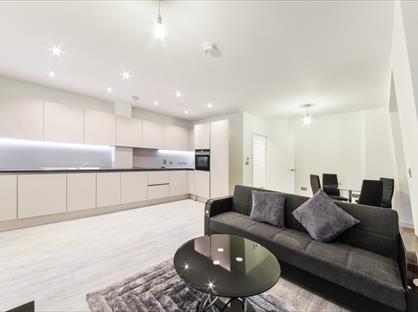 1 Bed Flat, Honour Lea Avenue, E20