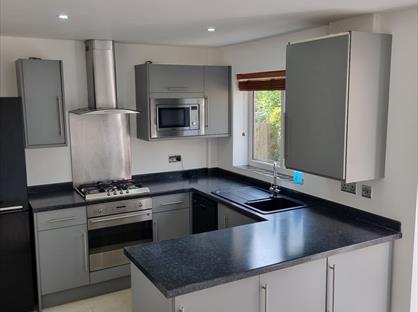 3 Bed Semi-Detached House, Melkridge Close, CH2