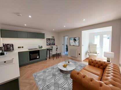 2 Bed Flat, Blenheim Terrace, YO12