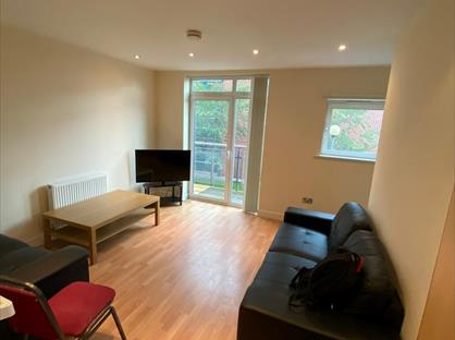 Room in a Shared House, Broom Street, S10