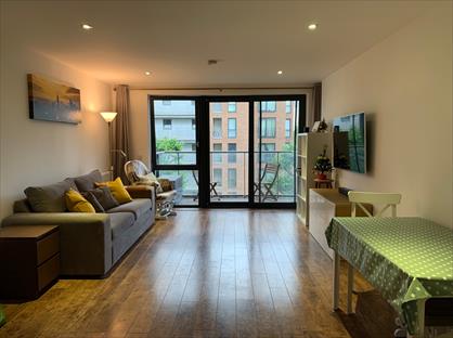 2 Bed Flat, Chadwick Court, E14