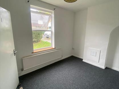 Studio Flat, Kensington Gardens, RM18