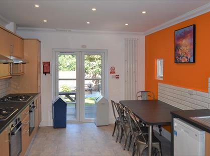 7 Bed End Terrace, Addington Road, RG1