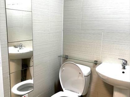 Studio Flat, Inwood Road, TW3