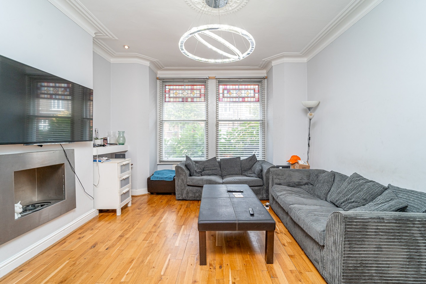 London Room in a Shared House, Agincourt Road, NW3 To Rent Now for