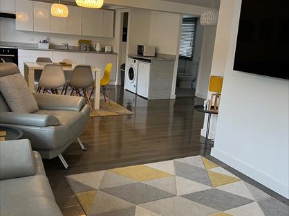 3 Bed Flat, Old Mill, TR13