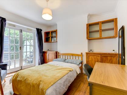 6 Bed Terraced House, Baden Road, BN2