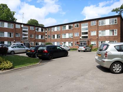 1 Bed Flat, Fairfield Court, M14