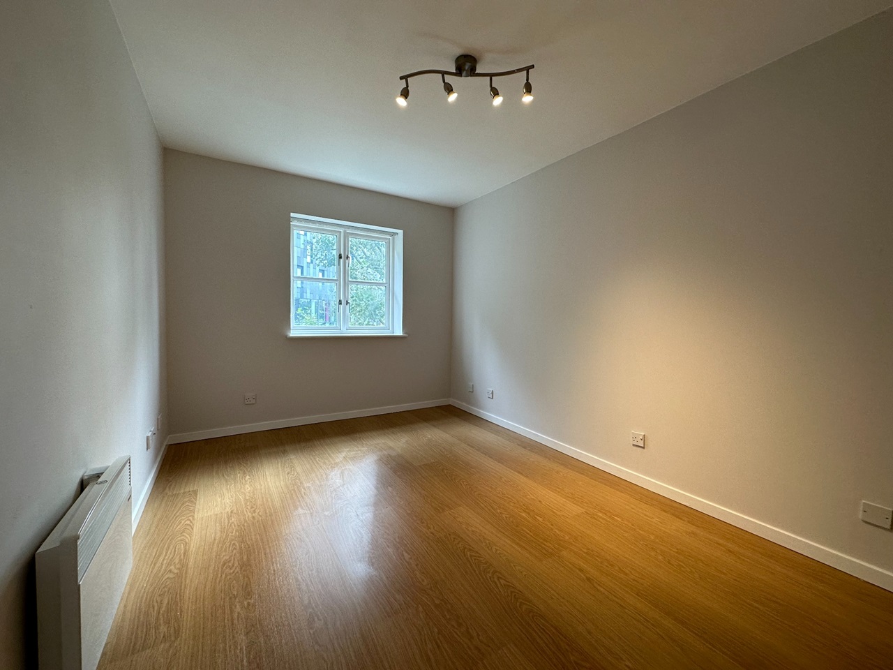 Additional image 4 of 1 Bed Flat, Archers Lodge, SE16, N1 7GU